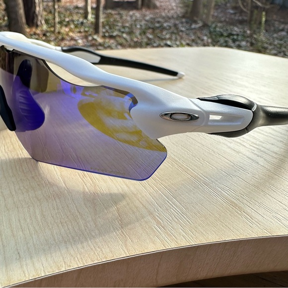 BRAND NEW IN BOX! OAKLEY sunglasses for men in case +extra PRIZM lenses RADAR EV - Picture 2 of 10